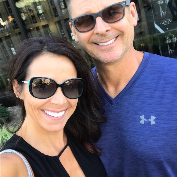 Meet your Posher, Renee - Picture 1 of 1